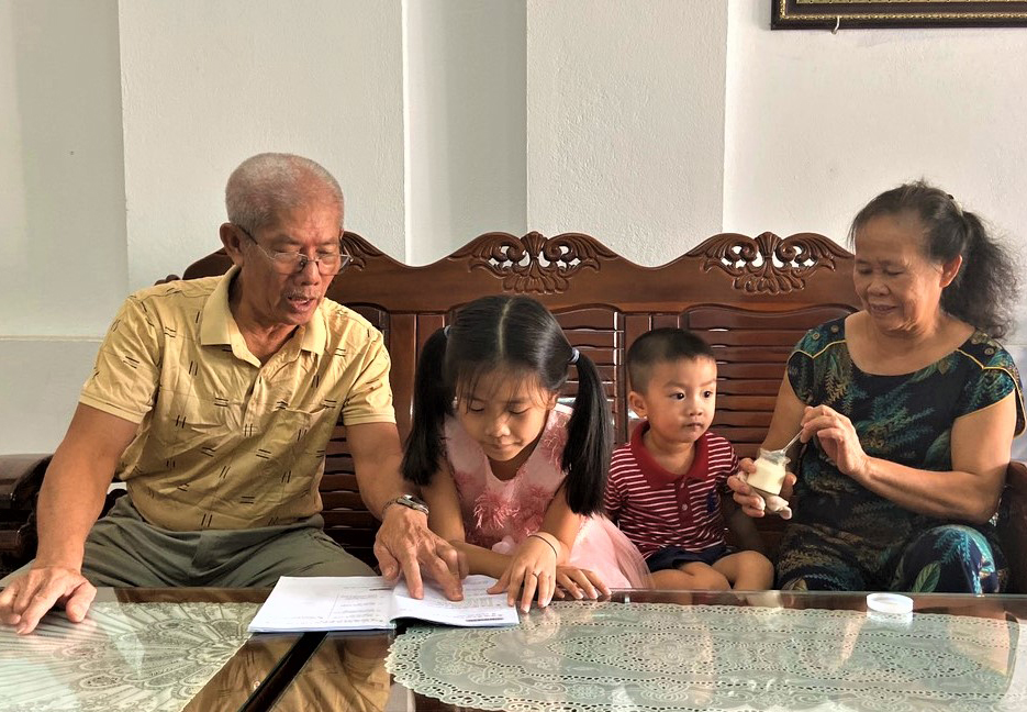 Khi Tổ quốc cần họ biết sống xa nhau